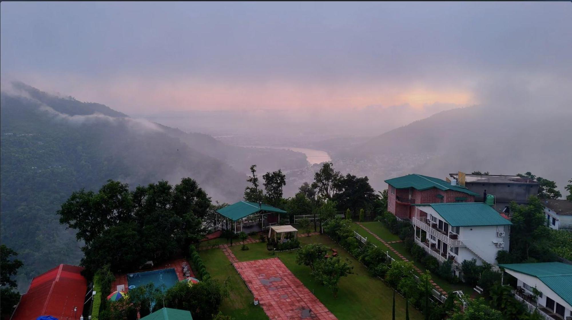 Neer Ganga Resorts Ришикеш Экстерьер фото
